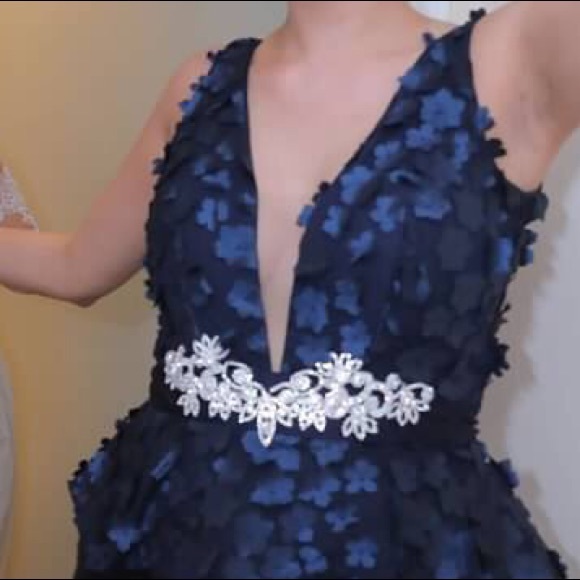 Jessica Angel evening gown with crystal belt - Picture 7 of 8